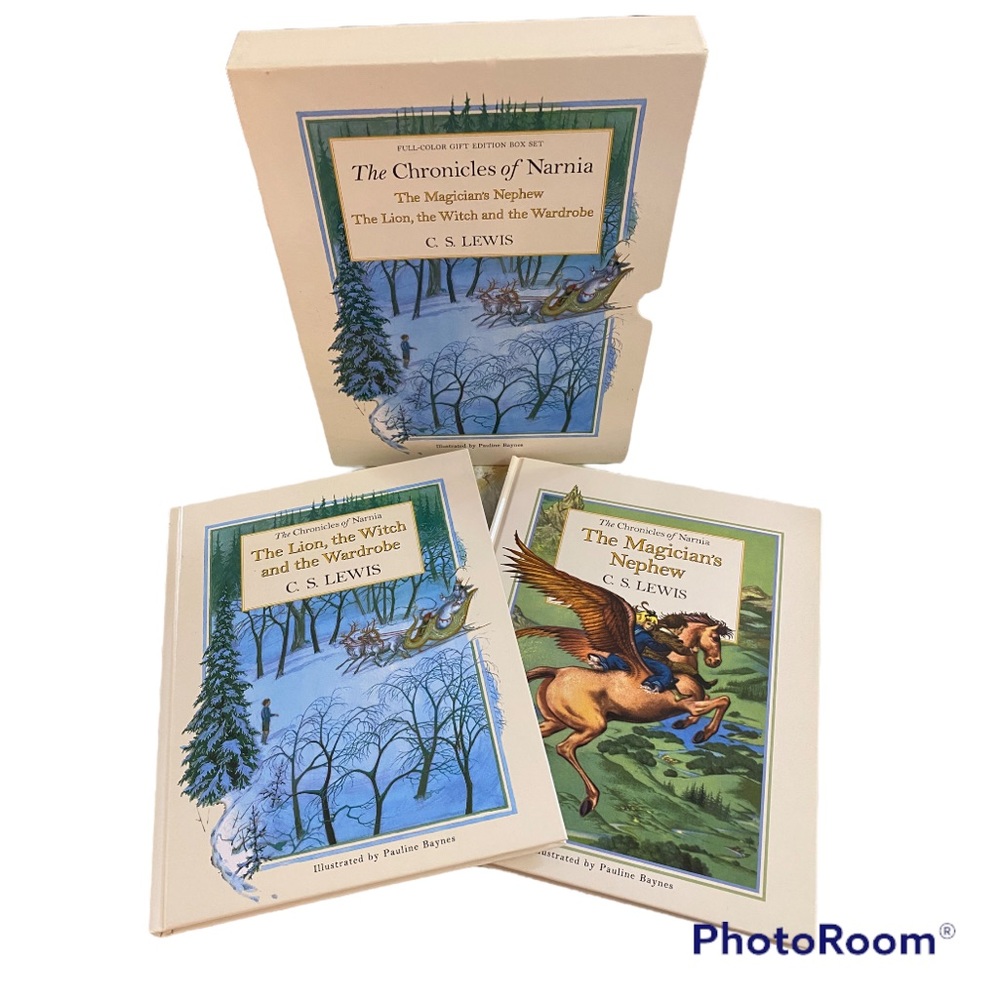 The Chronicles of Narnia by C.S. Lewis Boxed Set